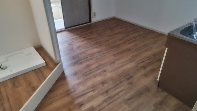 フジハイツの居間・リビング