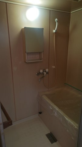 フジハイツの浴室