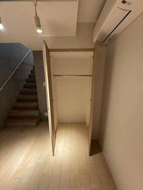 ＢＲＩＣＫ　ＲＥＳＩＤＥＮＣＥ　目黒本町の収納