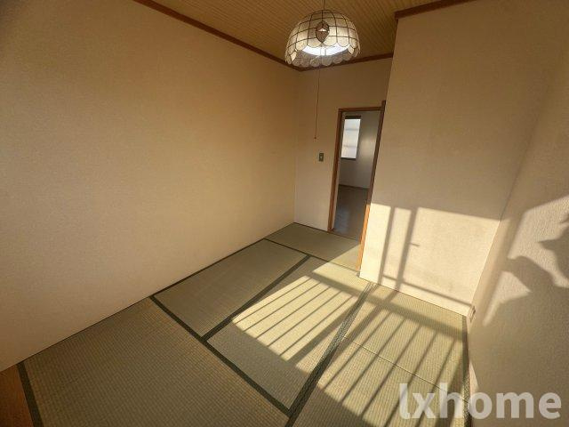 富士ハイツの和室|落ち着いた雰囲気の和室付きです