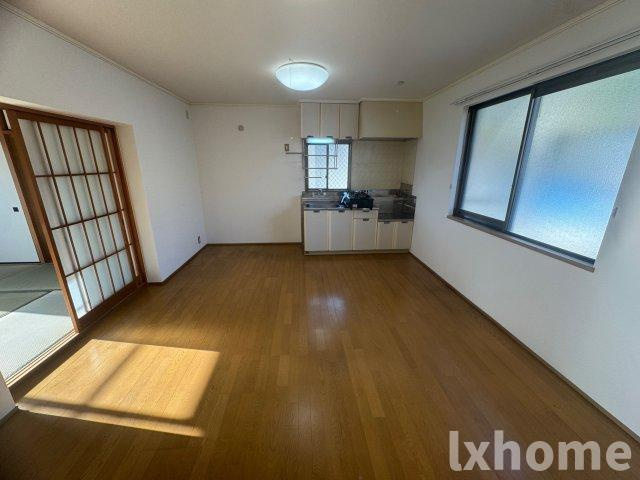 富士ハイツの居間・リビング|ゆったり過ごせる居間です