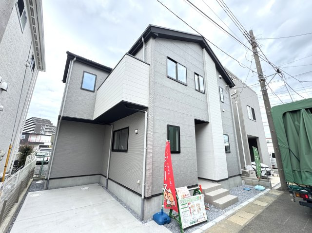 三郷市中央５丁目新築戸建（中央７期）の外観|完成済み内覧可能です！！
