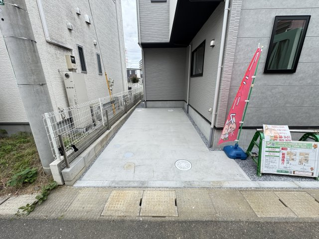 三郷市中央５丁目新築戸建（中央７期）の駐車場|駐車スペース完備