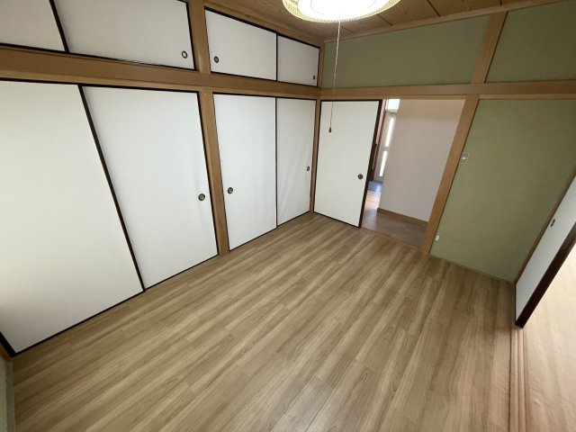 白子町関中古戸建の洋室