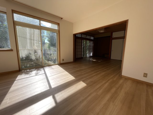 白子町関中古戸建の洋室