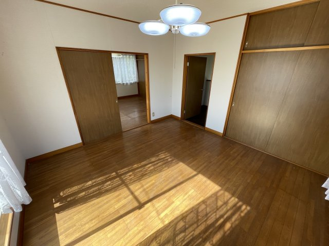 白子町関中古戸建の洋室