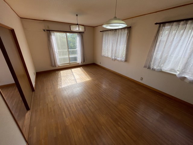 白子町関中古戸建の洋室