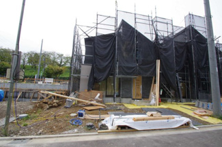 【外観】 | 【仲介手数料無料！！】稲城市平尾4丁目　新築戸建て（全16棟）8号棟　6180万円 | 10号棟