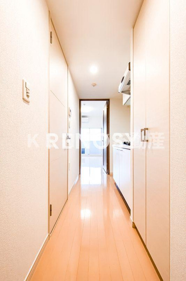 【玄関】 | メインステージ蒲田Ⅴ | 収納もある玄関です