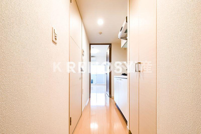 【玄関】 | メインステージ蒲田Ⅴ | 収納もある玄関です