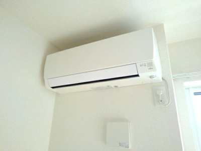 【設備】 | インプレス | エアコン