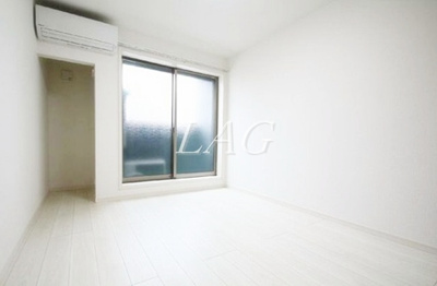 【居間・リビング】 | Ｃｒｙｓｔａｌ　Ｓｋｙ　板橋 | 洋室のお部屋です。