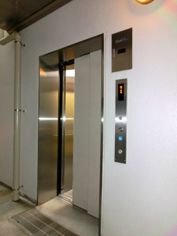 RESIDIA新御徒町Ⅱの設備|自転車置場専用エレベーター