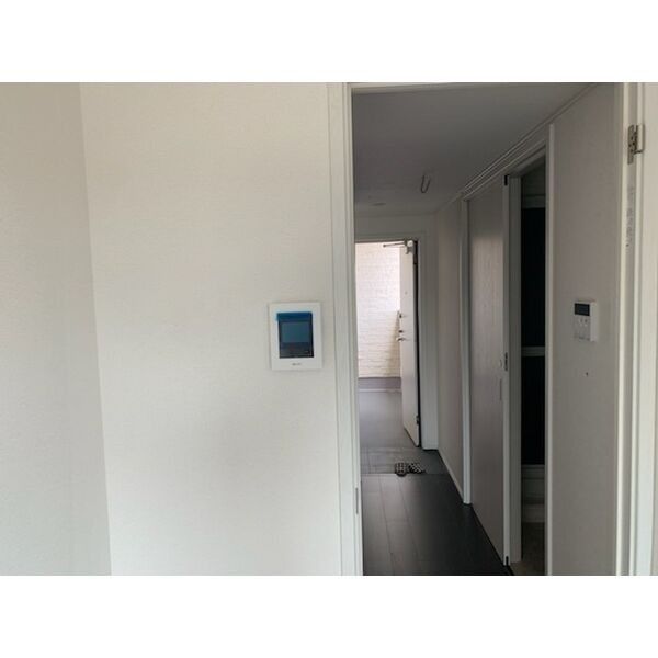 ESPERANZA羽根西の玄関