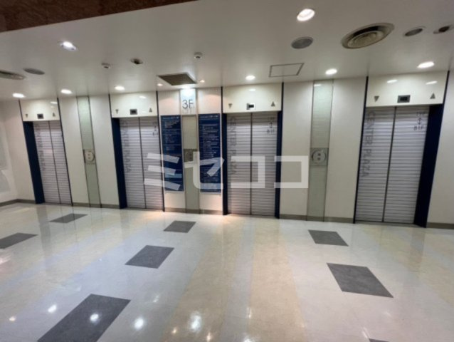 センタープラザ　BRAVI不動産のその他共用部分|【センタープラザ】エレベータ