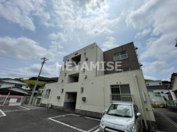 フロンティア西山台の外観