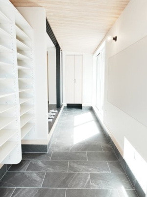 【玄関】 | 四日市市高花平１丁目