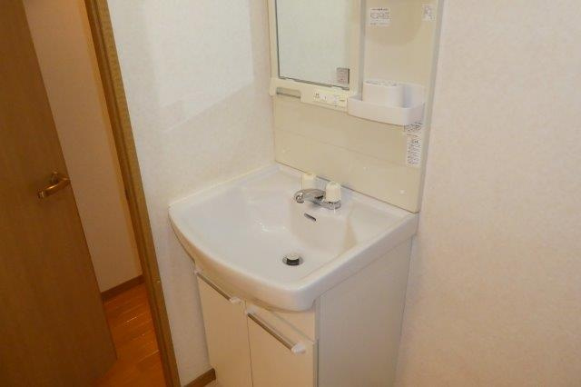 カーサフェリーチェⅠの独立洗面台