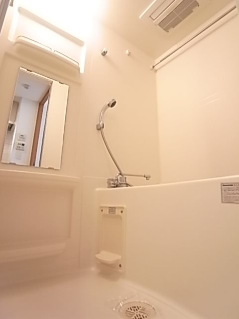 エステムコート三宮山手Ⅱソアーレの浴室