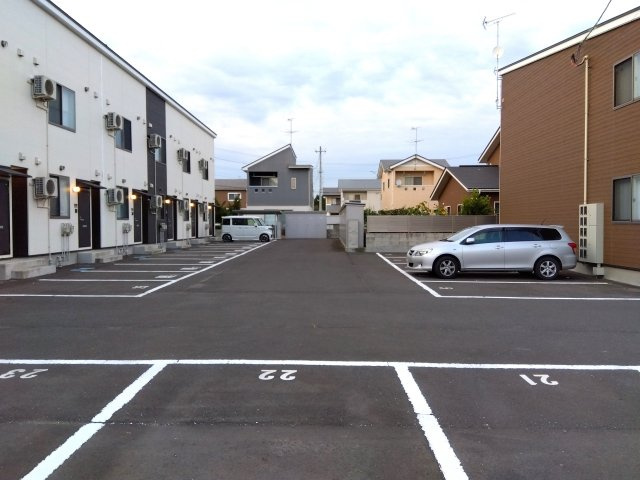 ドゥオの駐車場