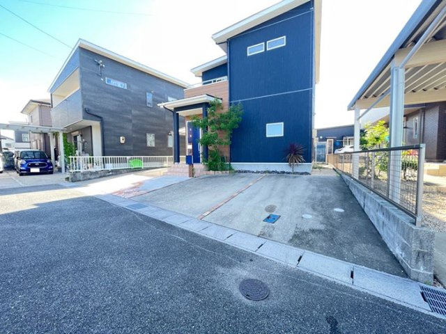 四日市市東坂部町　中古戸建の画像