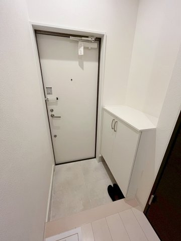 ガゼルノア宝塚清荒神の玄関