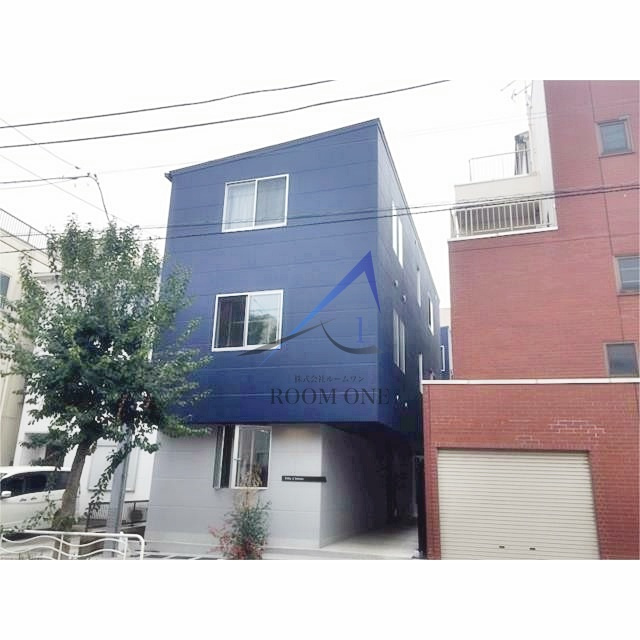 ヴィッラルニカのエントランス|エントランスです。