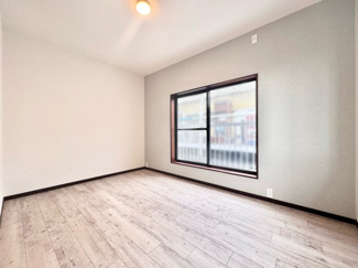 【洋室】 | 宇治市広野町宮谷　中古戸建 | 一度、実際にご覧になってみませんか？暮らしやすい周辺環境も含めスタッフがご案内いたします。お家探しの第一歩としてでも大丈夫です(^^)/お気軽にお問い合わせ下さいね♪