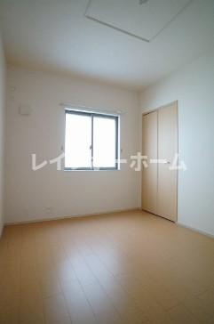 鎌ケ谷市新鎌ケ谷４丁目のアパートの寝室