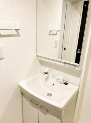 【洗面所】 | Grandeur Nishieifuku