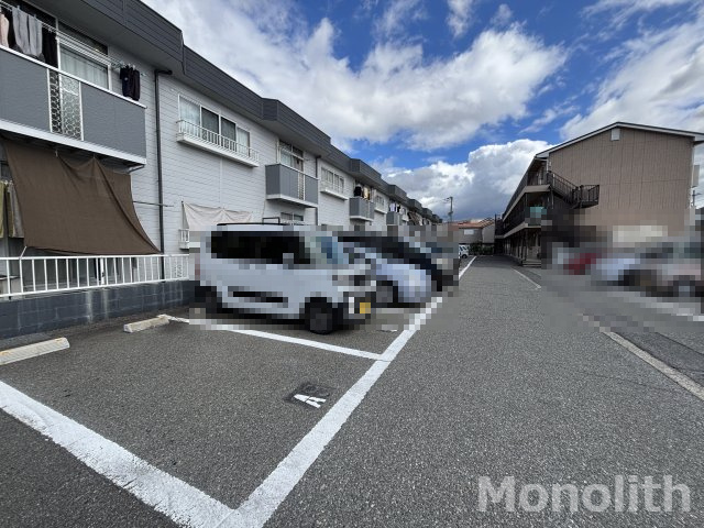 第1ハイツの駐車場