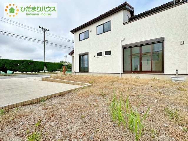 高萩市高浜町の庭|お子様の元気なお外遊びも、自宅のお庭なら安心ですね(^^♪