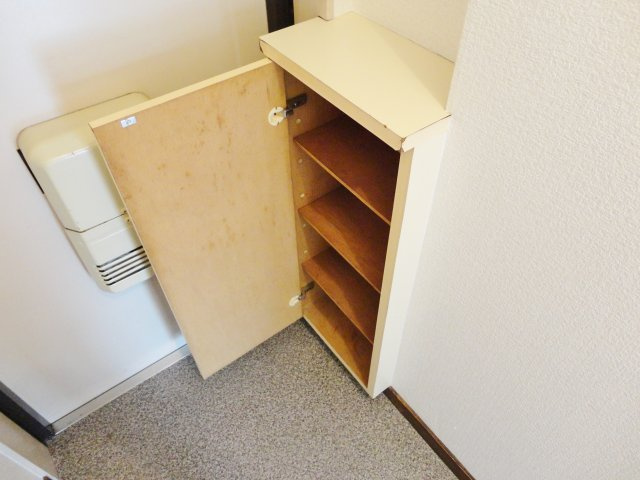 モナーク西明石の玄関