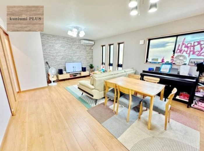 大阪市鶴見区今津南3丁目の居間・リビング