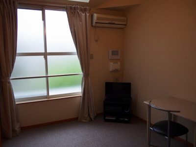 【居間・リビング】 | レオパレスサンライズ