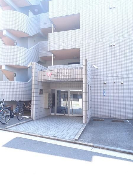 ウインベルデユエット横浜阪東橋２号館のロビー