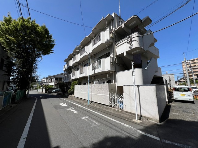 メゾン富士の外観