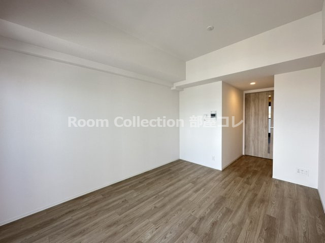 エスリード鶴舞グランパークスの居間・リビング|同シリーズイメージ写真
反転色違い
現況と異なる場合現況優先