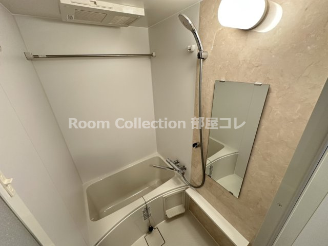 エスリード鶴舞グランパークスの浴室|同シリーズイメージ写真
反転色違い
現況と異なる場合現況優先