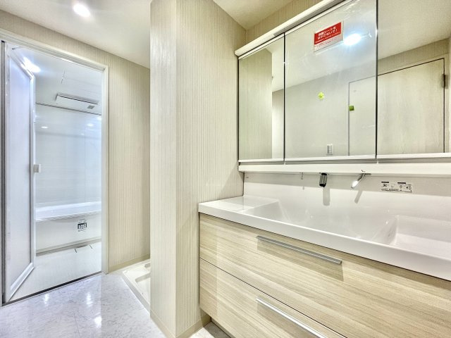 【独立洗面台】