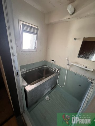 信濃ハイツの浴室