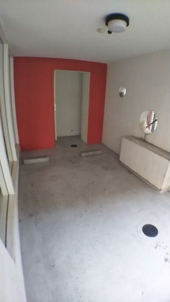 U residence 弁天町　(是空弁天)の駐車場