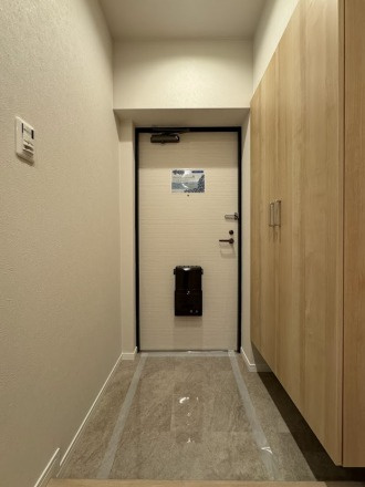 ライオンズマンション己斐本町の玄関