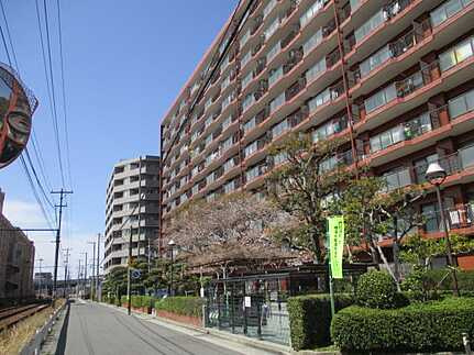 ライオンズマンション己斐本町の外観