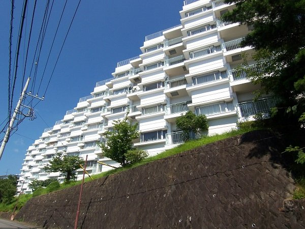 プレジデント熱海の外観