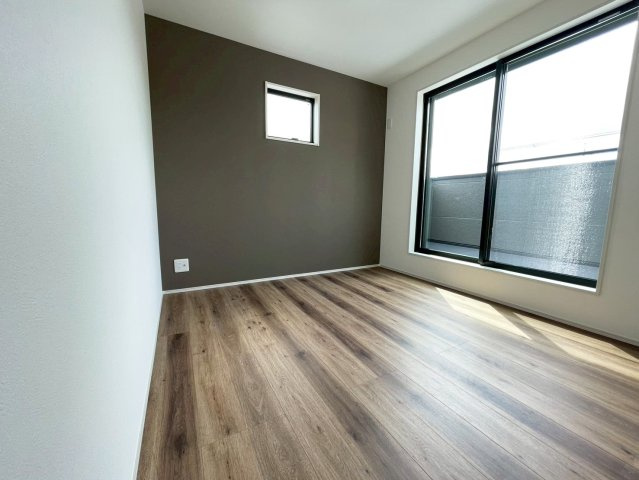 大道南1 新築戸建の洋室|落ち着いた色調の洋室です