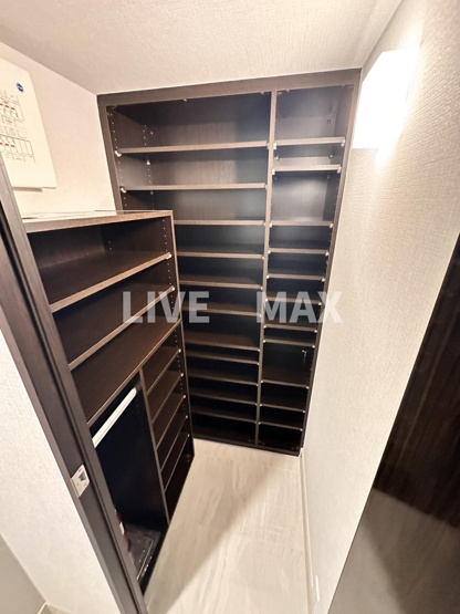 【玄関】ザ・グランクラッセ日本橋イースト