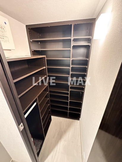 【玄関】ザ・グランクラッセ日本橋イースト 