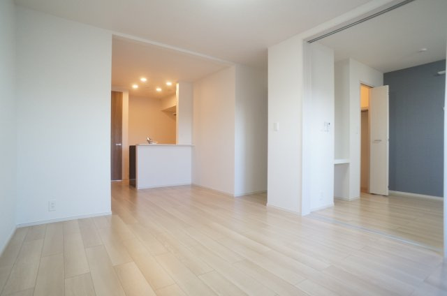 ソレイユ（中筋７丁目）の居間・リビング