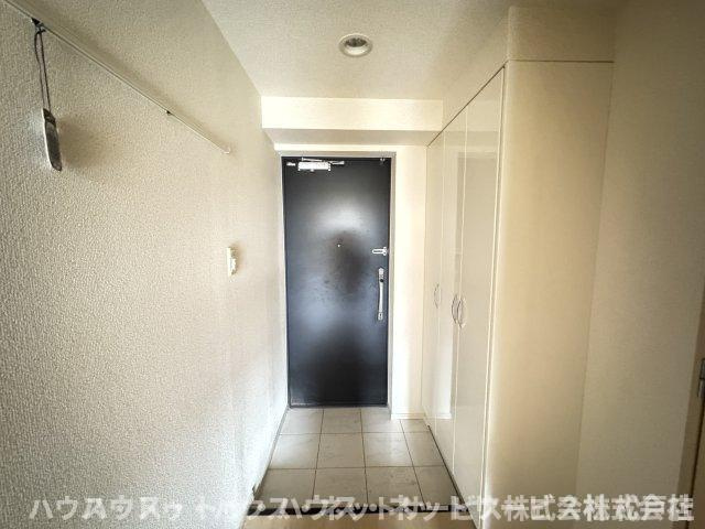 第16シントウキョウビルのロビー